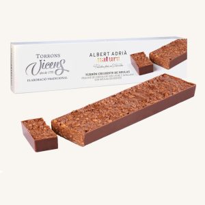 Torrons Vicens Torrone croccante con Neulas (turrón crujiente de Neulas), di Albert Adrià, bar